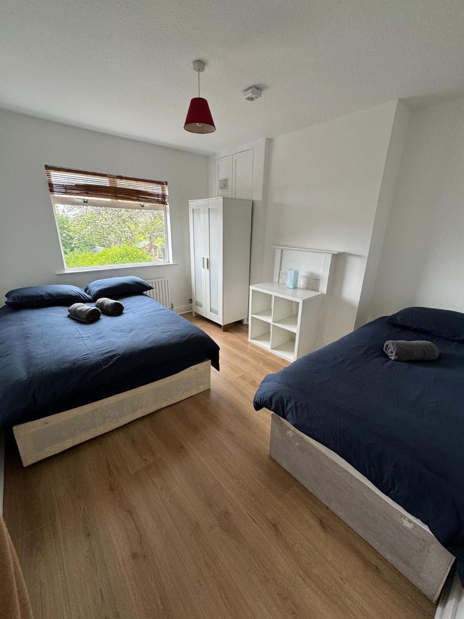 Nice Triple Room At 2 Iveragh Rd-6 Dublín Exterior foto